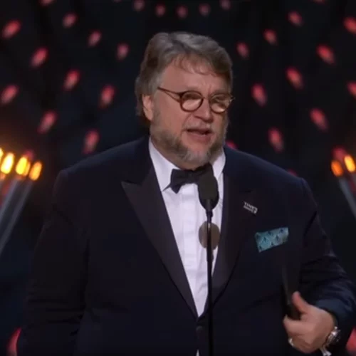Guillermo del Toro | Ο συγκινητικός ευχαριστήριος λόγος του και το μήνυμα για τους μετανάστες