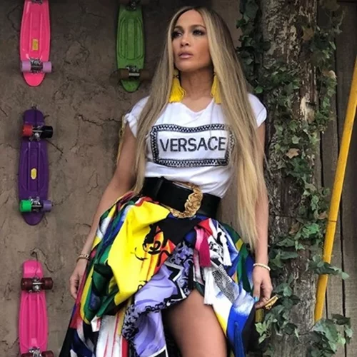 Η Jennifer Lopez εμπνέεται από το σύντροφό της και δημιουργεί τις πιο stylish athleisure εμφανίσεις