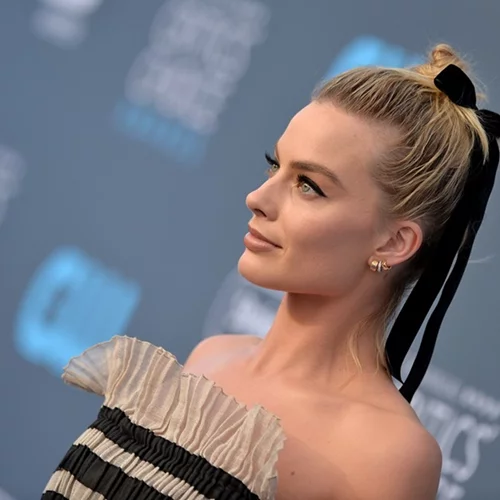 Η κορδέλα είναι το πιο hot αξεσουάρ για μαλλιά αυτή τη στιγμή!