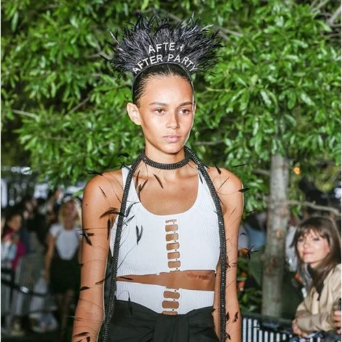 Alexander Wang | Δεν θα πιστέψεις πόσο κοστίζουν οι... NYE στέκες του!