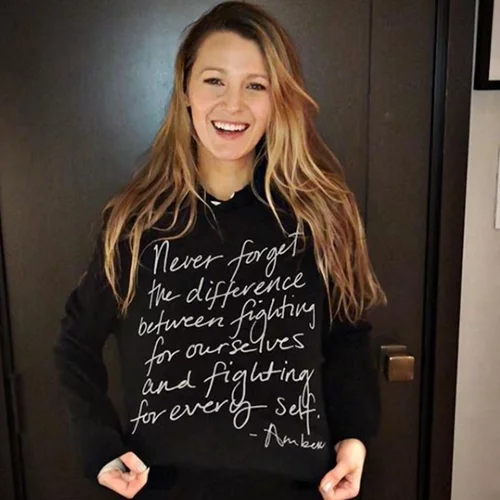 Blake Lively | Μας δείχνει για πρώτη φορά τη μητέρα και την αδερφή της!