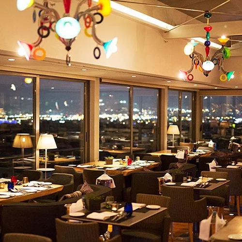 Αυτή την Άνοιξη πάμε στο St' Αstra και απολαμβάνουμε το νέο food & wine menu