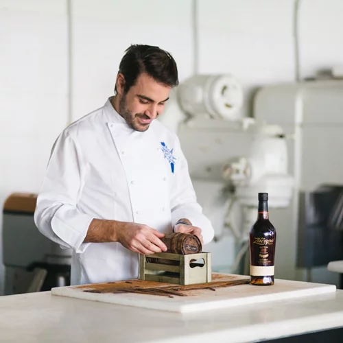 Tο ρούμι Zacapa Solera 23 συνάντησε ξανά τον chef patissier Φίλιππο Παπασπύρου