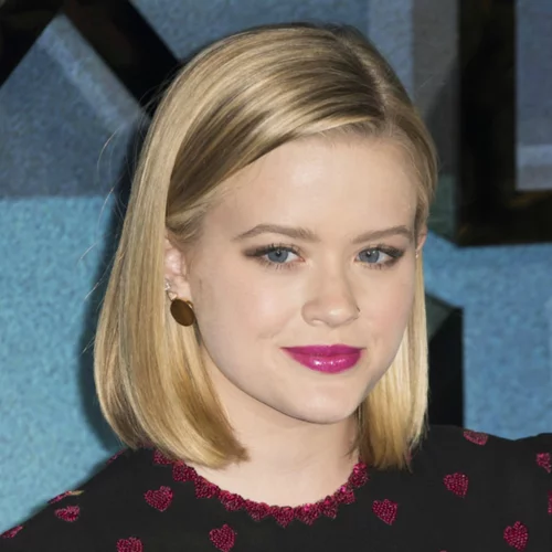 H Ava Phillippe με bob κούρεμα είναι κυριολεκτικά κλώνος της Reese Witherspoon!