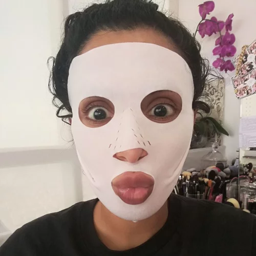 Vagina sheet mask: Τώρα πλέον οι μάσκες μπαίνουν και αλλού!