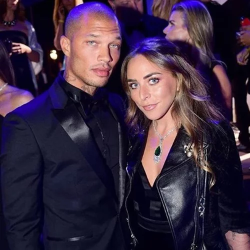 Chloe Green | Η διάσημη κληρονόμος του Topshop περιμένει το πρώτο της παιδί