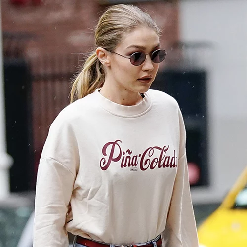 Gigi Hadid | Το τέλειο look για τη μεταβατική περίοδο