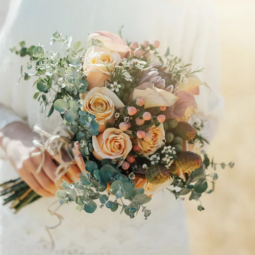 Γάμος 2018 | Αυτές είναι οι 4 hot συνθέσεις λουλουδιών που θα κυριαρχήσουν φέτος