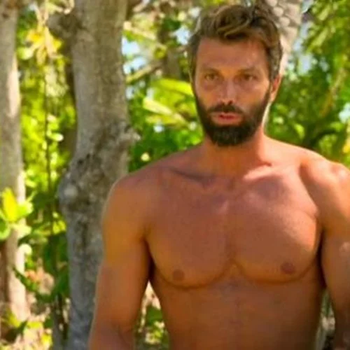 Survivor | Αποκάλυψη Θοδωρή: «Όποιος τρώει κρυφά, ας το ράβει»