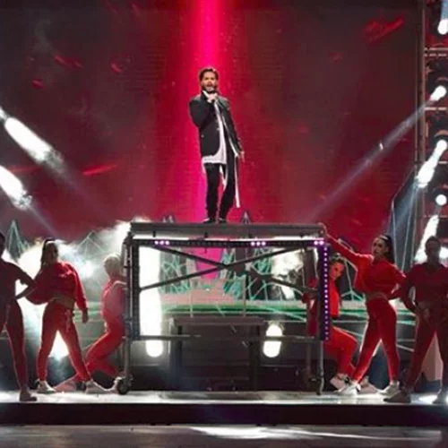 MadWalk 2018 | Αυτά είναι τα πρώτα επίσημα πλάνα από τα εντυπωσιακά live acts