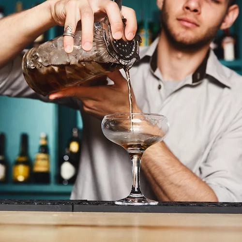 Με αυτά τα cocktails οφείλεις να υποδεχτείς την Άνοιξη