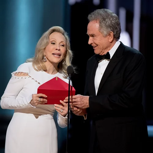 Warren Beatty & Faye Dunaway | Θα παρουσιάσουν και φέτος το Όσκαρ Καλύτερης Ταινίας
