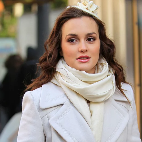 Η Blair Waldorf έγινε (εντελώς) ξανθιά και εμείς σχεδόν δεν την αναγνωρίσαμε!