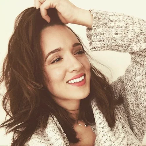 Πένθος για την Καλομοίρα!