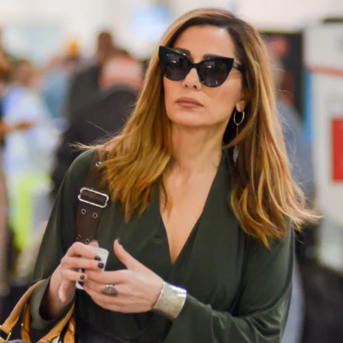 Δέσποινα Βανδή | Με άψογο look στο αεροδρόμιο