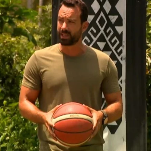 Survivor | Ποια ομάδα θα συναντηθεί με τον Γιάννη Αντετοκούνμπο;