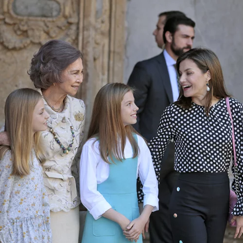 Βασίλισσα Letizia | Το άβολο στιγμιότυπο με την πεθερά της Σοφία