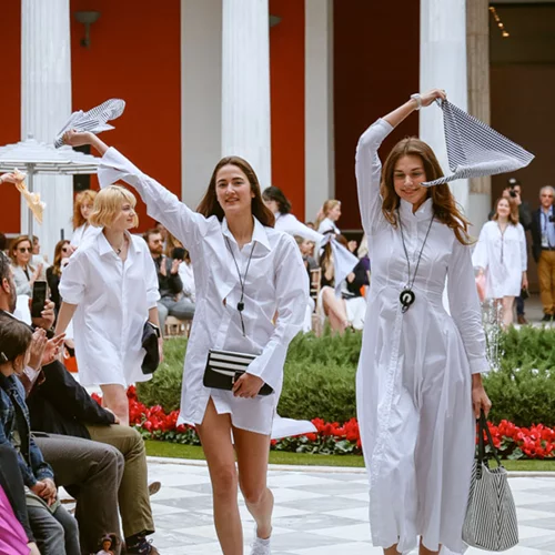 Folli Follie | Η καλοκαιρινή της συλλογή μας μεταφέρει σε κάποια ειδυλλιακή Riviera!