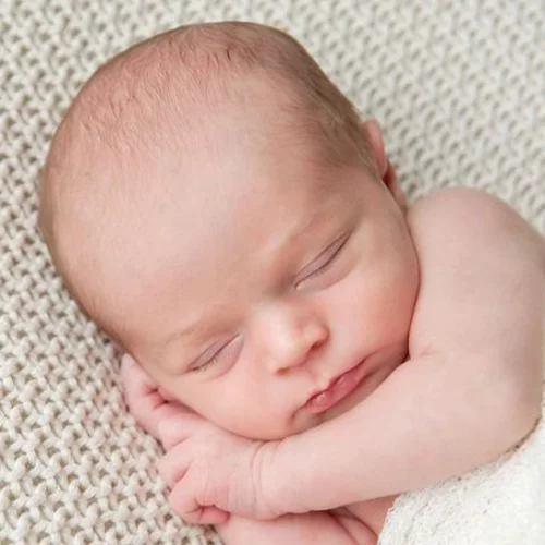 Όχι, το μωρό σου δεν προσπαθεί να σε χειριστεί, προσπαθεί να επικοινωνήσει