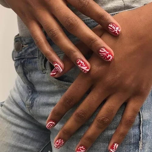 Τι είναι τα bandana nails;