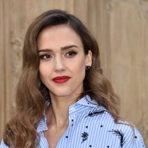 Αυτές είναι οι celebrities που άλλαξαν τα μαλλιά τους το 2018