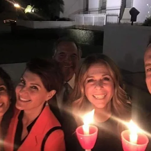 Tom Hanks | Πάσχα στο L.A. με Έλληνες ομογενείς