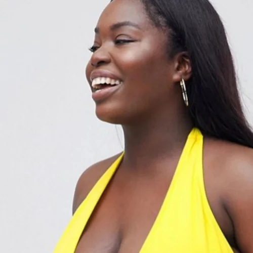 Το Twitter αποθεώνει αυτό το νέο μοντέλο του ASOS και τις νέες διαφημίσεις του