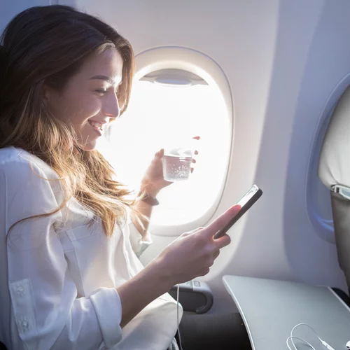 Γιατί νιώθεις πρήξιμο όταν ταξιδεύεις; 4 συμβουλές που θα σε βοηθήσουν