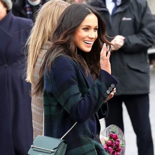 Αυτά είναι τα πιο εντυπωσιακά δαχτυλίδια αρραβώνων των celebrities