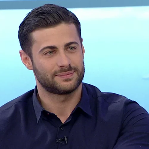 Ο Κωνσταντίνος Βασάλος ανατρίχιασε με το φιλί Κουρεντή – Κατσαούνη