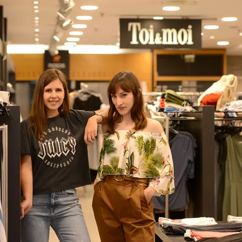 Μια μέρα γεμάτη shopping στα πολυκαταστήματα μόδας και ομορφιάς notos!