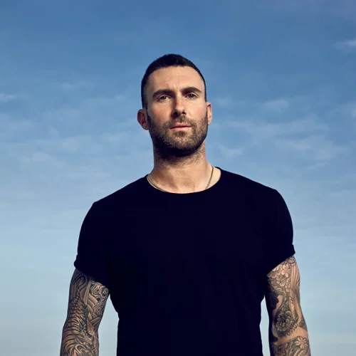 Όταν ακούμε τέτοια νέα με πρωταγωνιστή τον Adam Levine, θα ευχόμασταν να είμαστε άντρες
