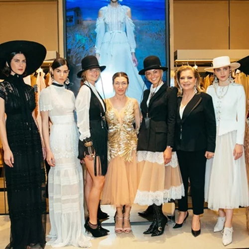 Το πρώτο Shop-in-Shop της Elisabetta Franchi στην Ελλάδα είναι γεγονός