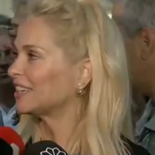 Μαρί Κωνσταντάτου |  Η σπάνια εμφάνιση μετά το τέλος με τον Μίνωα Κυριακού