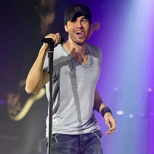 Enrique Iglesias | Στην Ελλάδα για την πολυαναμενόμενη συναυλία του