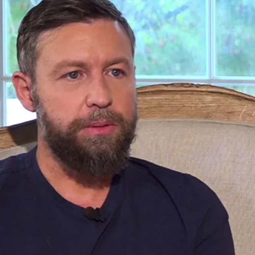 Γιάννης Βαρδής | Η συγκινητική εξομολόγηση για τη μάχη του μπαμπά του με τον καρκίνο