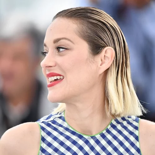 Όλα δείχνουν ότι το καρέ είναι το πιο hot hairlook του καλοκαιριού