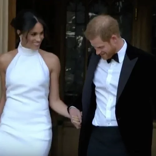 Meghan Markle | Το δεύτερο, πολύ πιο εντυπωσιακό "νυφικό" που φόρεσε στο πάρτυ του Κάρολου