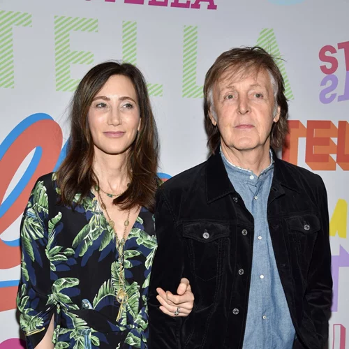 Ο Sir Paul McCartney κάνει διακοπές στη Μύκονο