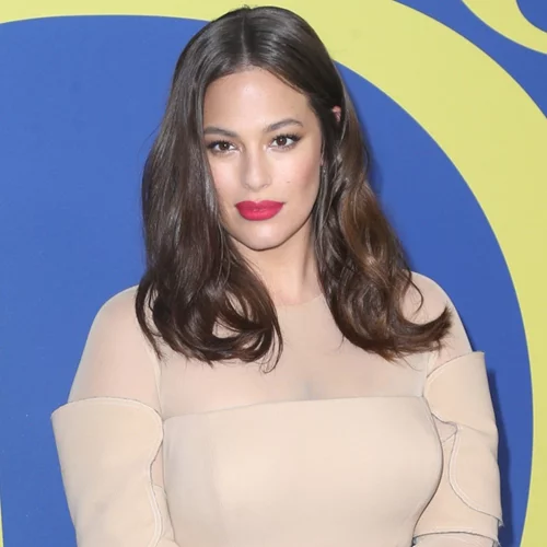 Ashley Graham | Ακόμη μία ακομπλεξάριστη φωτογραφία στο Instagram