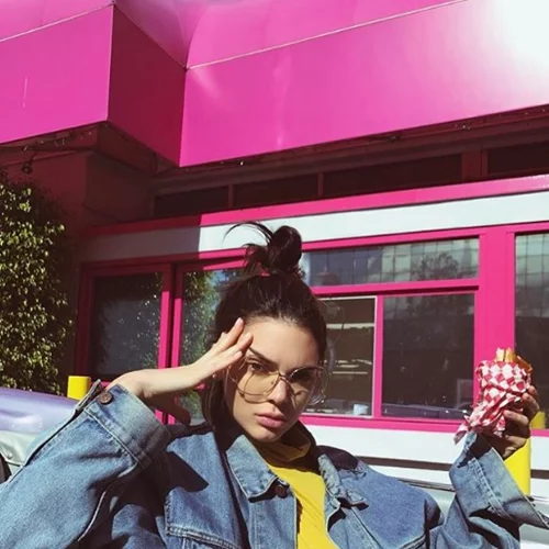 Πόζα... ημικρανία | Αυτή είναι η νέα τάση στο Instagram