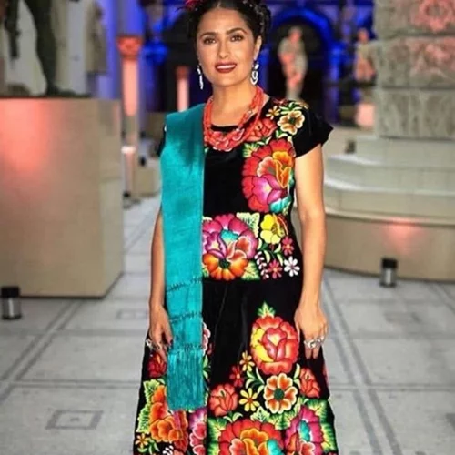 Η Salma Hayek επέστρεψε ως Frida Kahlo μετά από 15 χρόνια