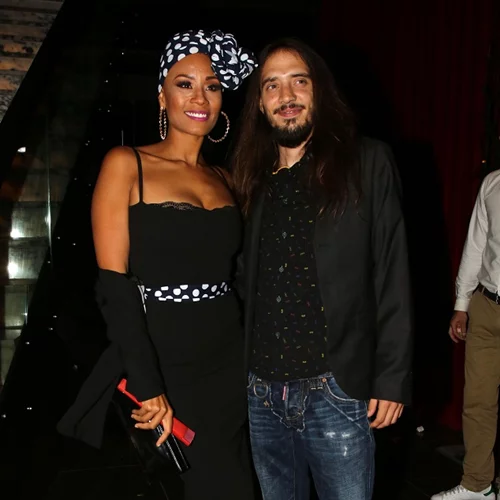 Shaya | Θα παντρευτεί και θα βαφτίσει το γιο της στην Ελλάδα