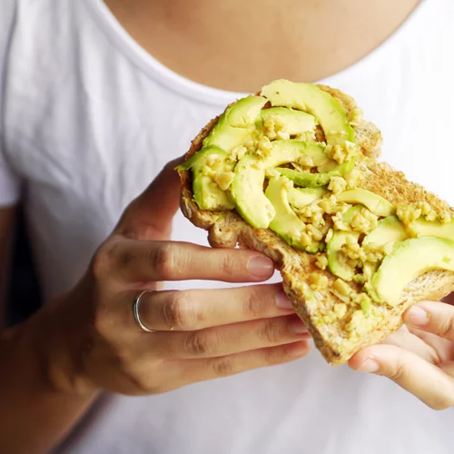 Πόσο ψωμί πρέπει να τρως καθημερινά; Η απάντηση δεν είναι αυτή που φαντάζεσαι!