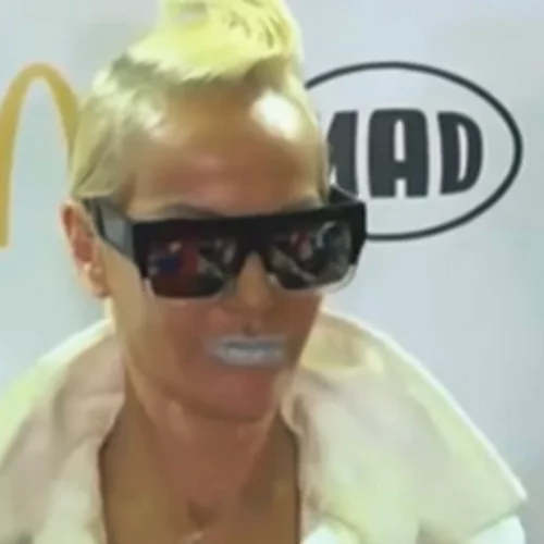 Νατάσα Καλογρίδη | Η αντίδρασή της όταν ξεκίνησαν οι ερωτήσεις περί γάμου