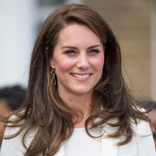 Υπάρχει ένα πράγμα που δεν μπορούν να φορέσουν οι γυναίκες της βασιλικής οικογένειας