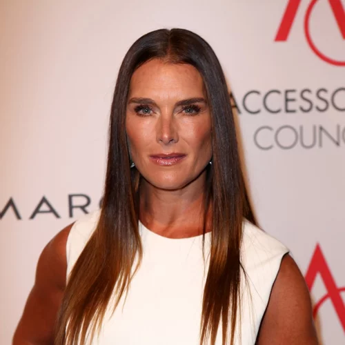 Brooke Shields | "Οι γυναίκες άνω των 50 δεν έχουν τελειώσει"