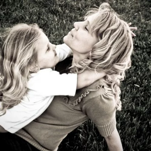 Σχέση μητέρας-κόρης: 9 συμβουλές που κάνουν τις συγκρούσεις εποικοδομητικές