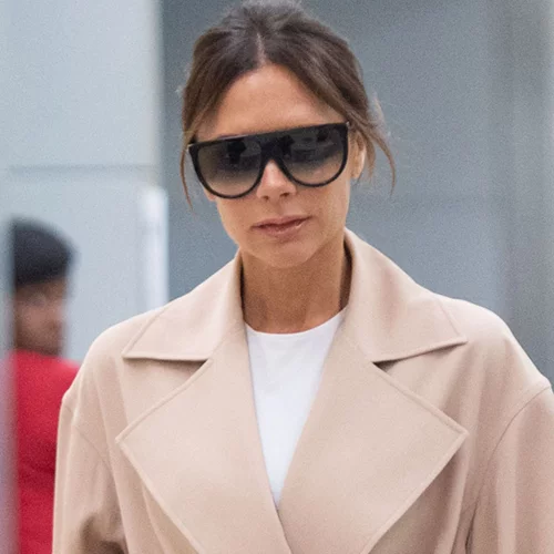 Victoria Beckham | Δες πώς φόρεσε το καρό παντελόνι