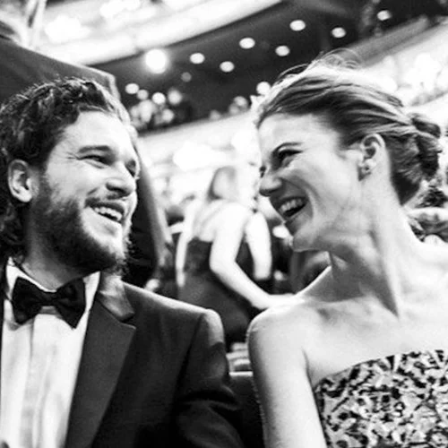 Kit Harington & Rose Leslie: Οι σταρ του Game of Thrones μόλις παντρεύτηκαν